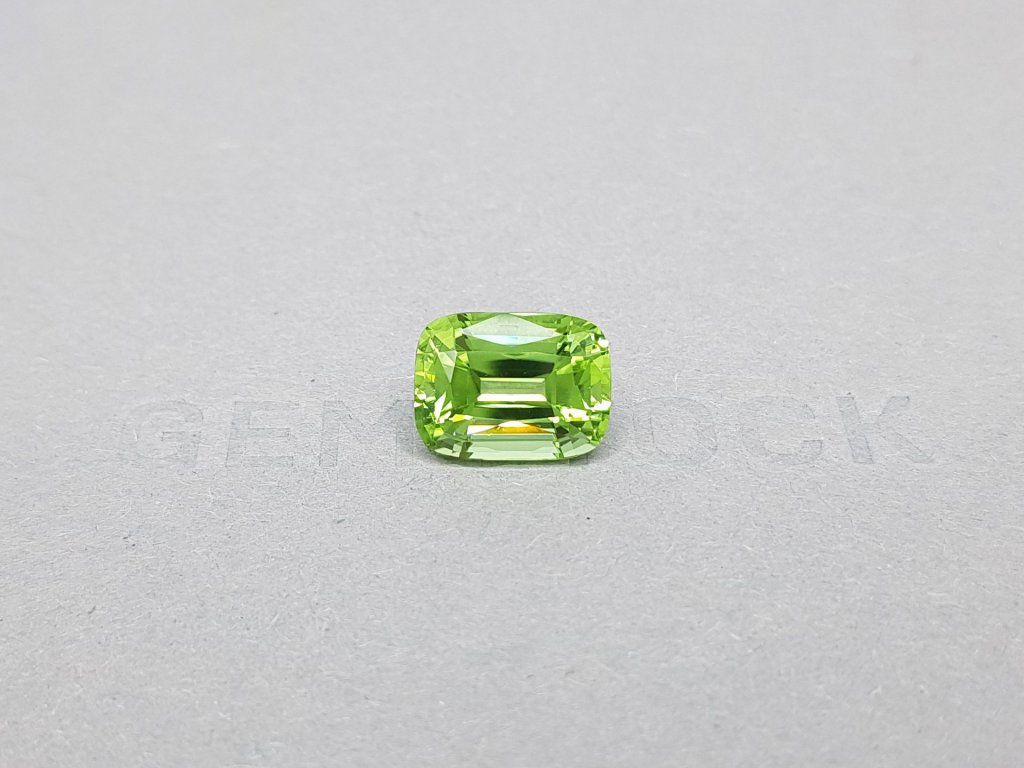 Vivid green Burmese peridot in cushion shape 5.92 ct Image №1