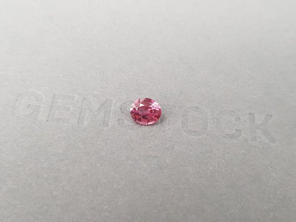 Pink Malaya garnet oval cut 0.70 carats, Tanzania Image №3