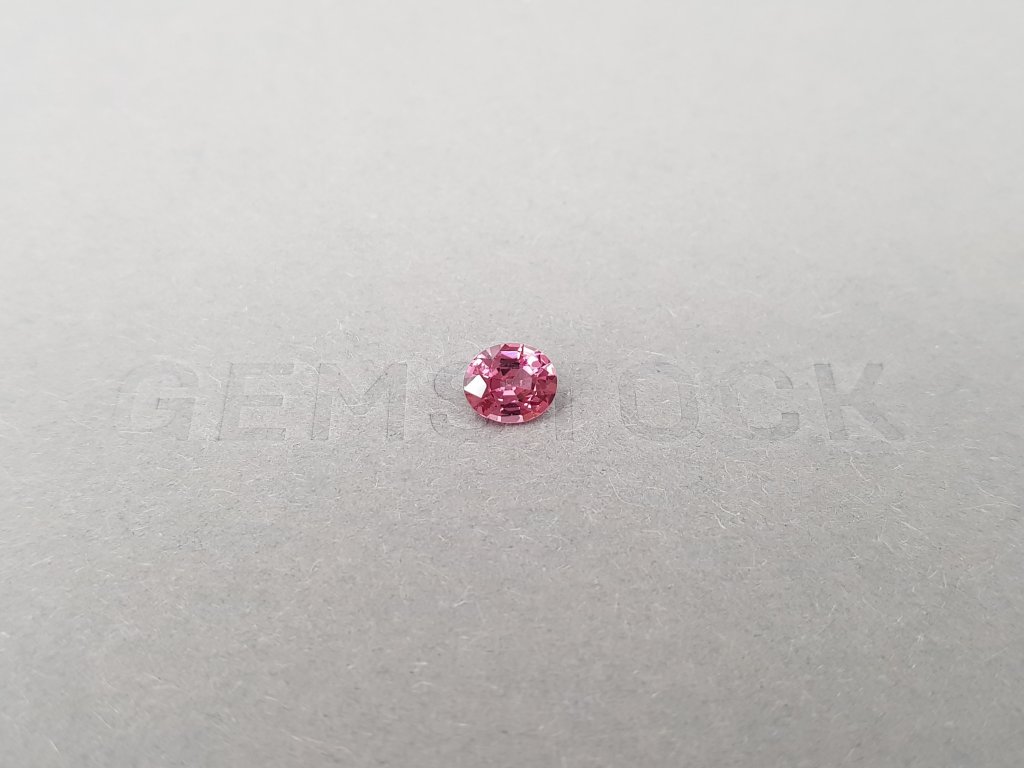 Pink Malaya garnet oval cut 0.70 carats, Tanzania Image №1