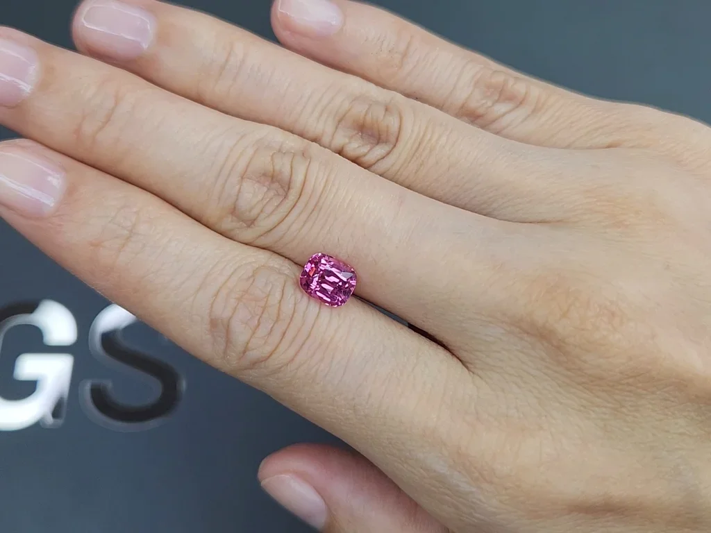 Vivid pink spinel in cushion cut 1.76 carats, Tanzania Image №2