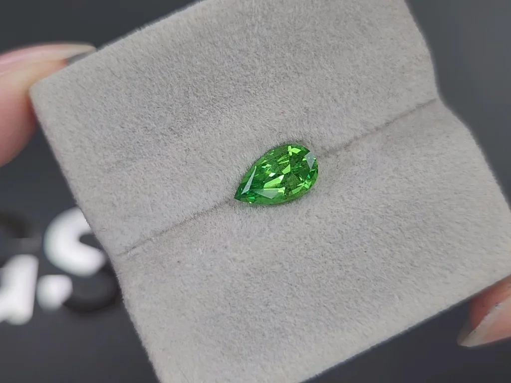 Neon Green tsavorite garnet in pear cut 1.51 carats, Tanzania Image №4