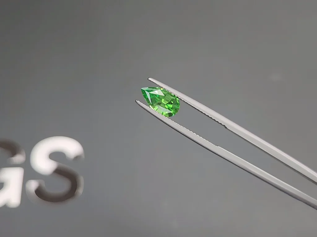 Neon Green tsavorite garnet in pear cut 1.51 carats, Tanzania Image №3