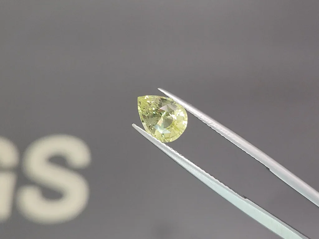 Chrysoberyl in pear cut 1.72 carats, Sri Lanka Image №3