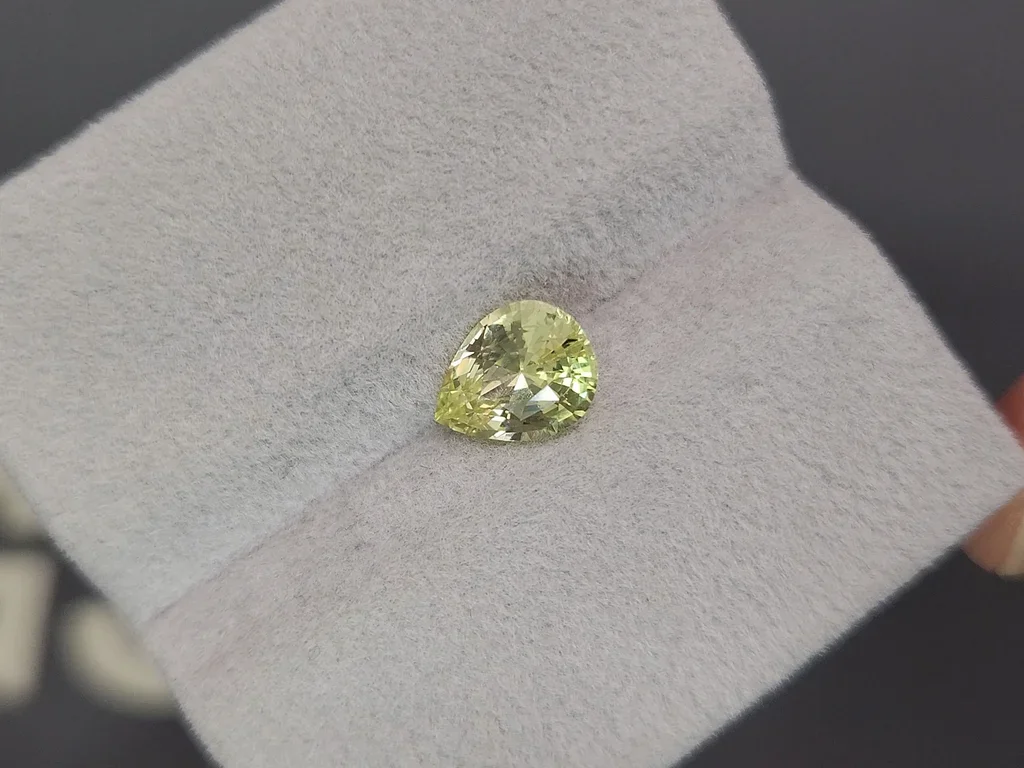 Chrysoberyl in pear cut 1.72 carats, Sri Lanka Image №4