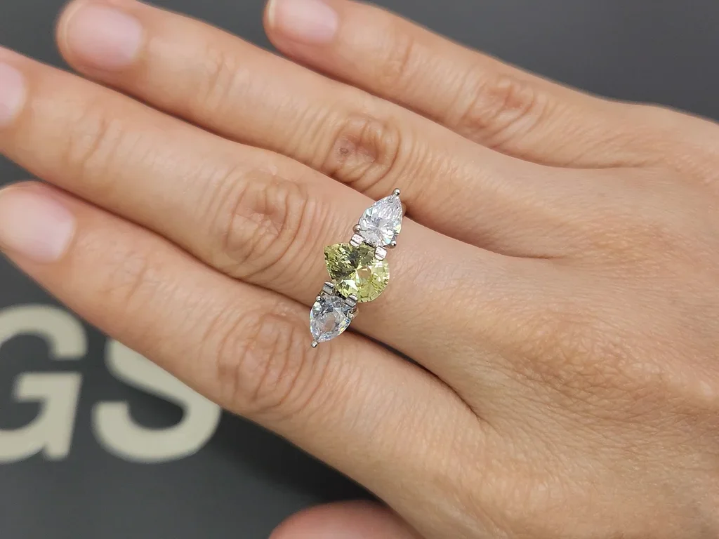 Chrysoberyl in pear cut 1.72 carats, Sri Lanka Image №5
