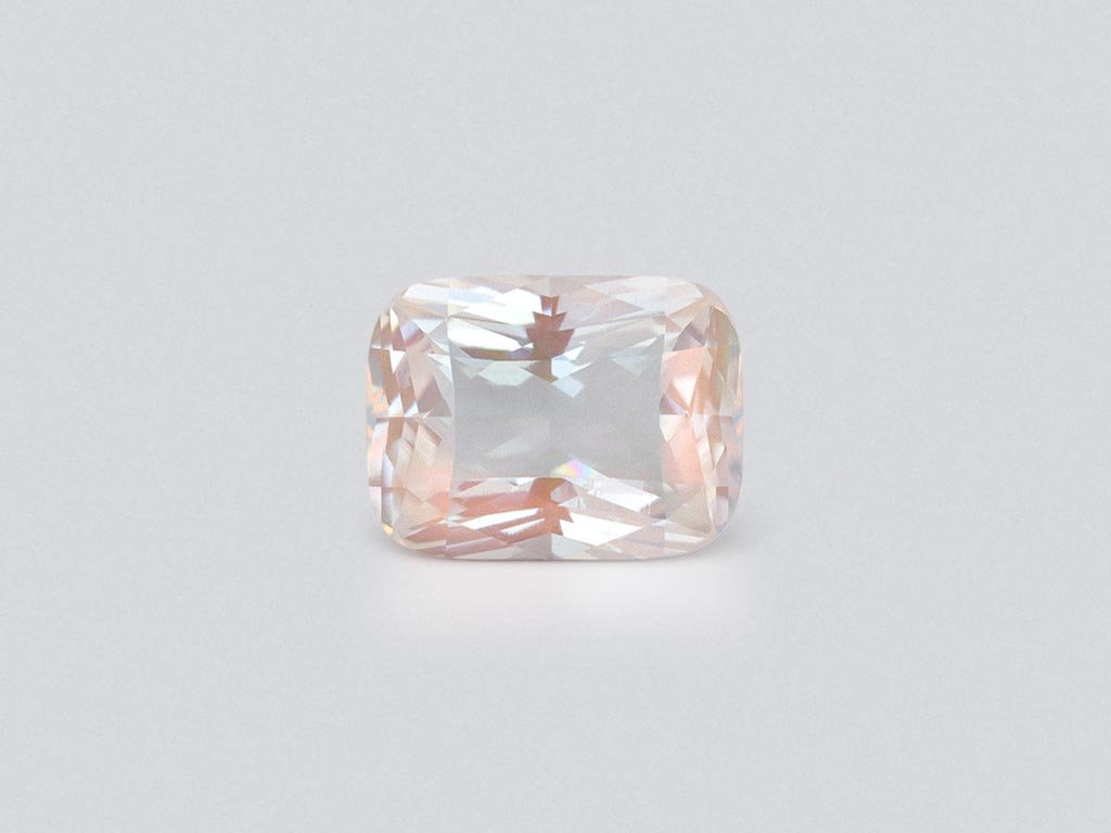 Rainbow moonstone in cushion cut 10.71 carats, Madagascar Image №1