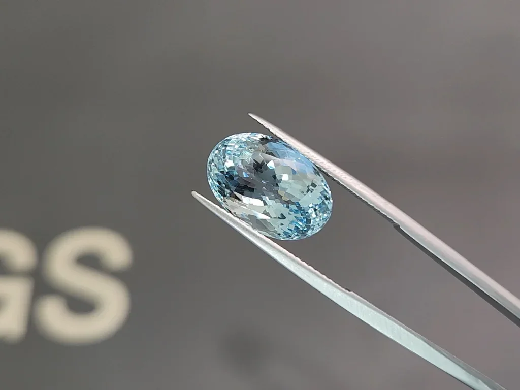 Aquamarine oval cut 8.26 carats, Madagascar  Image №3