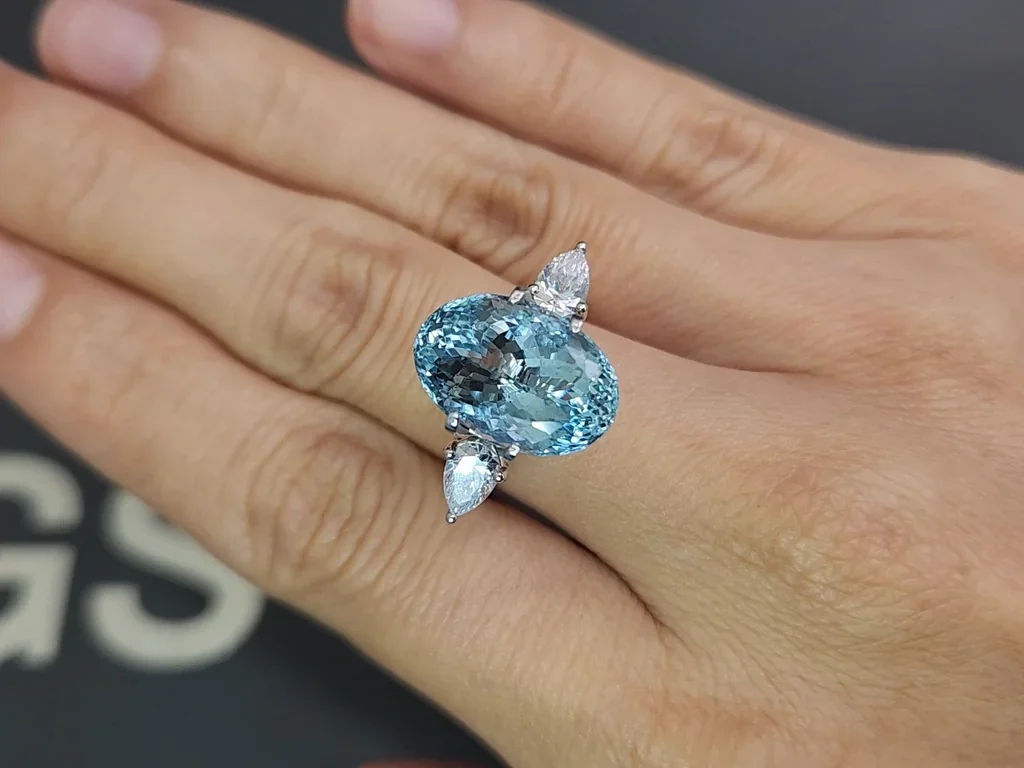 Aquamarine oval cut 8.26 carats, Madagascar  Image №5