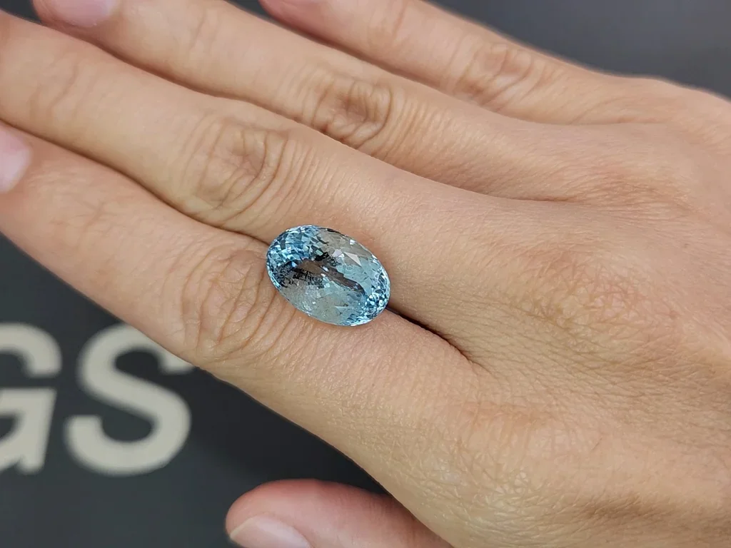 Aquamarine oval cut 8.26 carats, Madagascar  Image №2