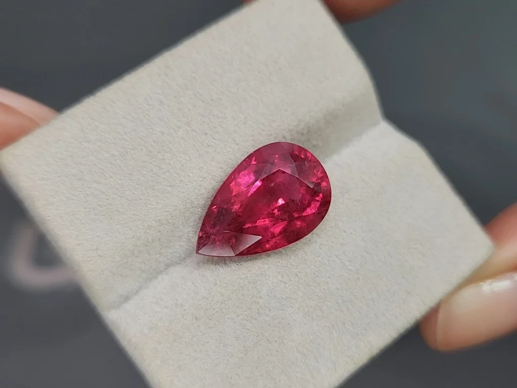 Tourmaline rubellite pear cut 7.66 carats, África Image №4