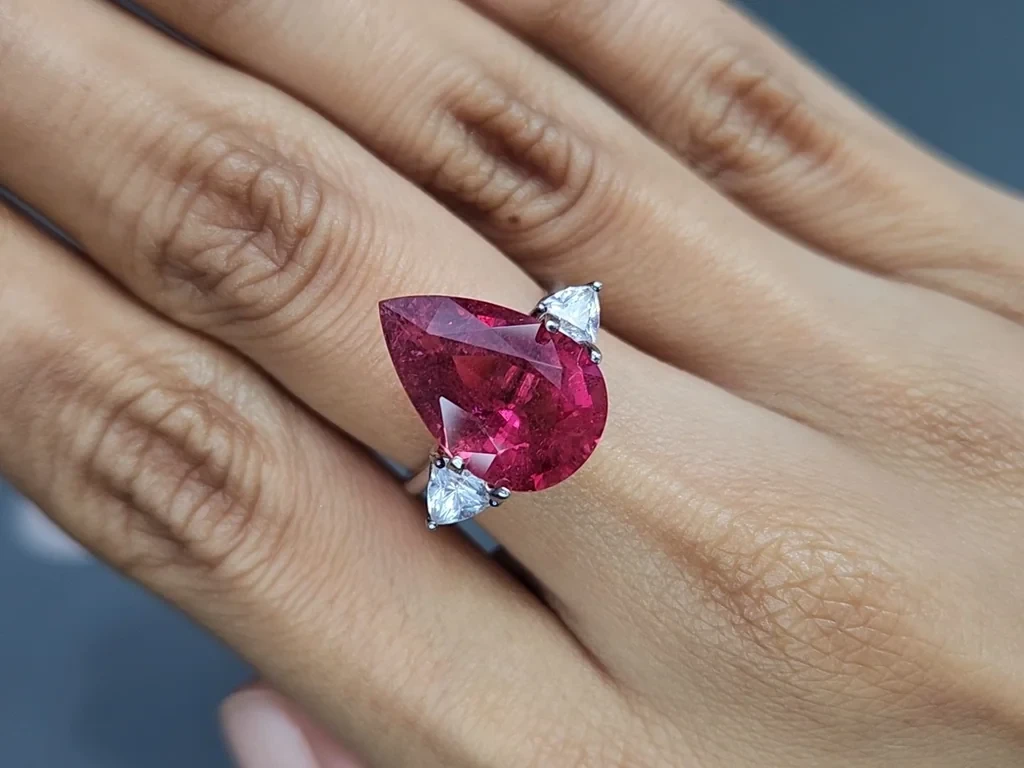 Tourmaline rubellite pear cut 7.66 carats, África Image №5