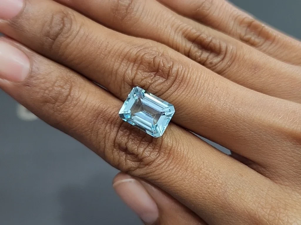 Aquamarine octagon cut 5.69 carats, Madagascar  Image №2