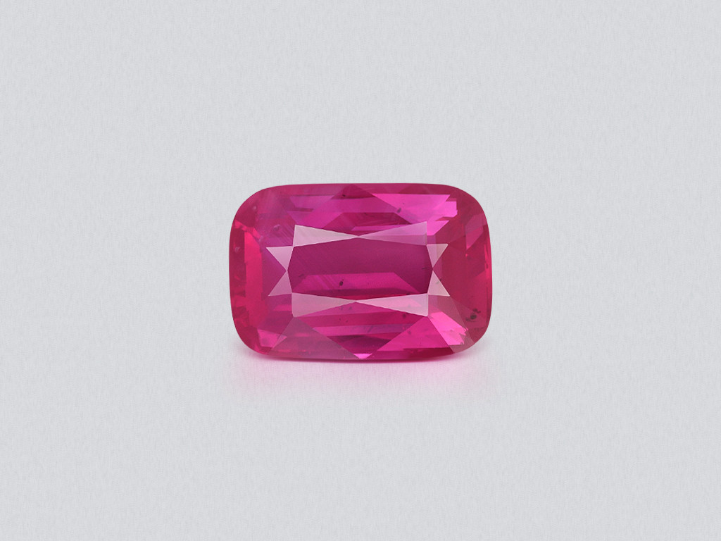 Unheated reddish pink ruby 2.55 carats, Mozambique Image №1