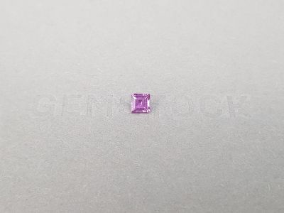 Pink unheated sapphire 0.50 ct, Madagascar photo