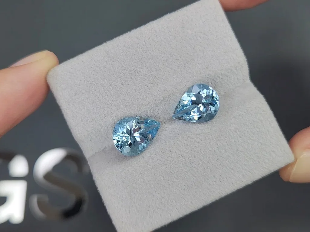 Pair of pear-cut aquamarines 4.73 carats, Madagascar  Image №4
