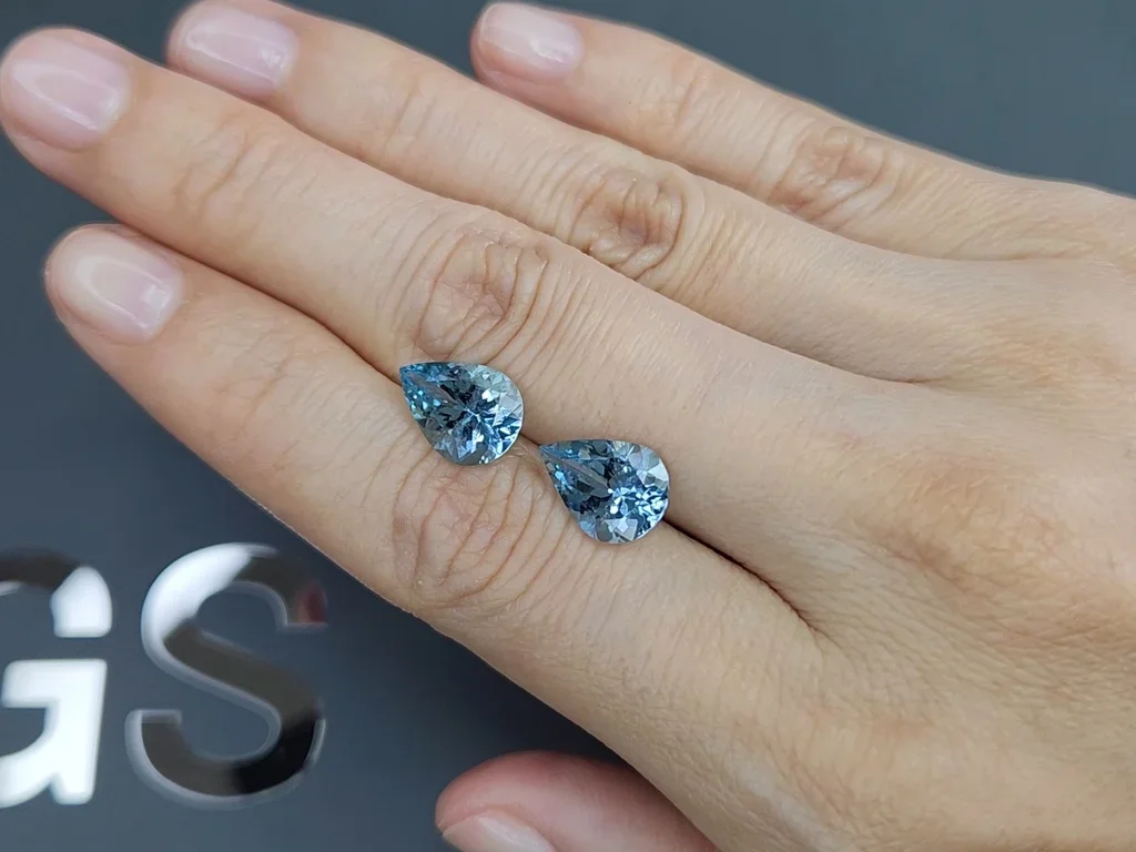 Pair of pear-cut aquamarines 4.73 carats, Madagascar  Image №2