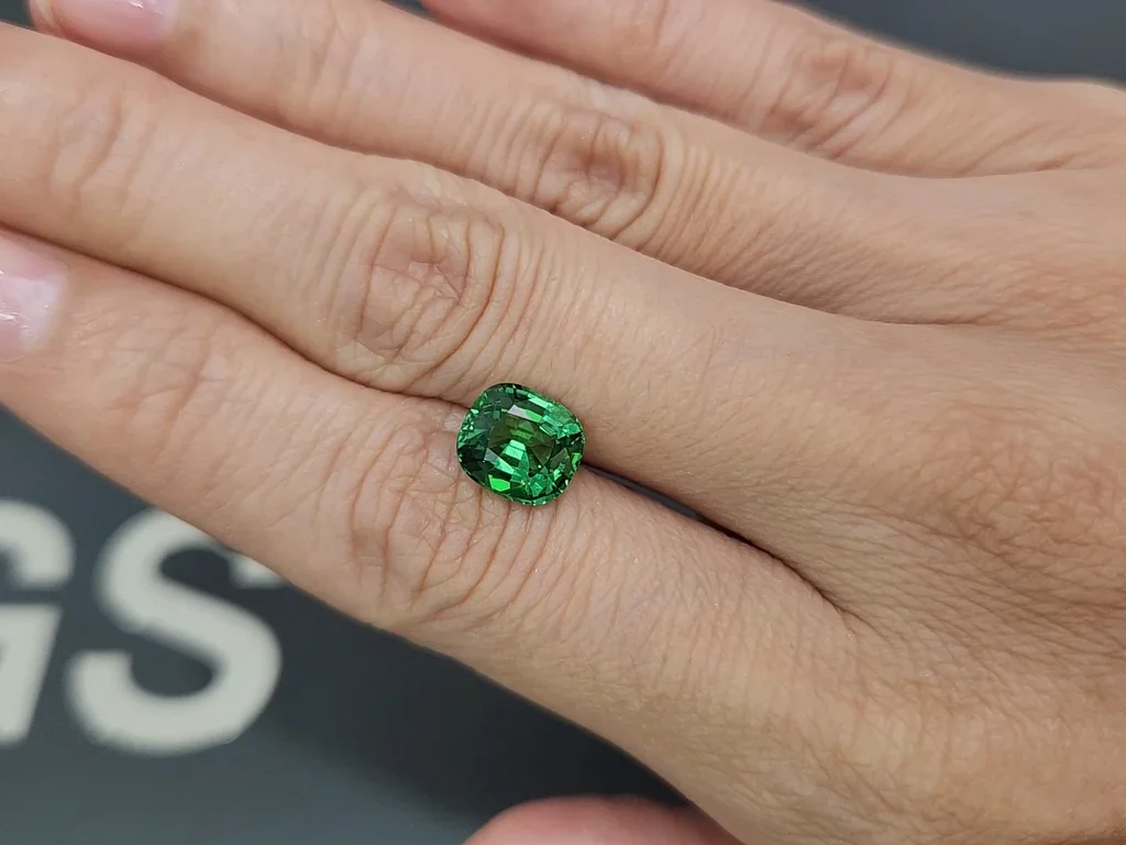Garnet tsavorite Neon Green cushion cut 3.01carats, Tanzania Image №2