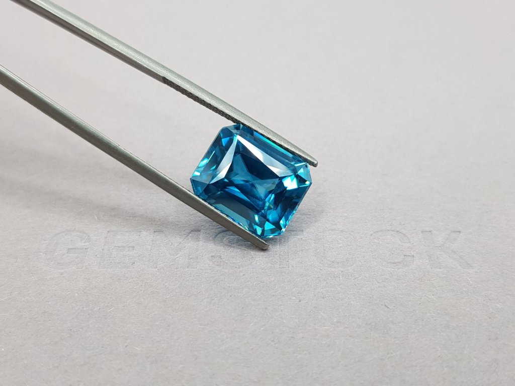Neon blue radiant cut zircon 10.83 ct Image №4