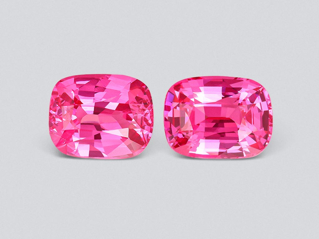 Pair of bright cushion-cut Mahenge spinels 4.11 carats, Tanzania Image №1