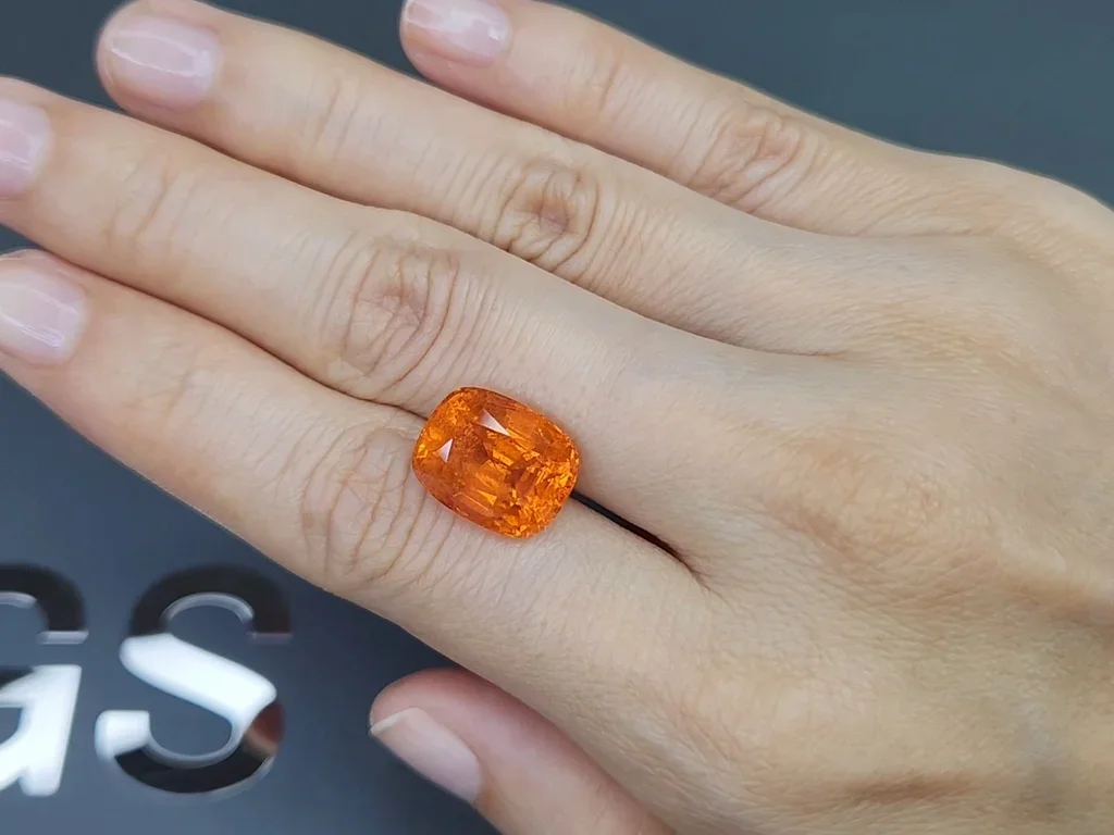 Large Fanta spessartite garnet in cushion cut 12.44 carats, Africa Image №2