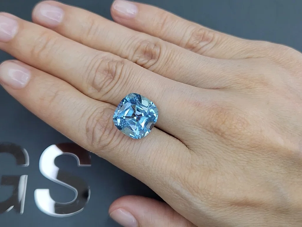 Cushion cut aquamarine 9.47 carats, Madagascar  Image №2