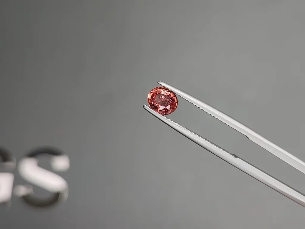 Unheated Padparadscha sapphire in oval cut 1.02 carats, Africa Image №3