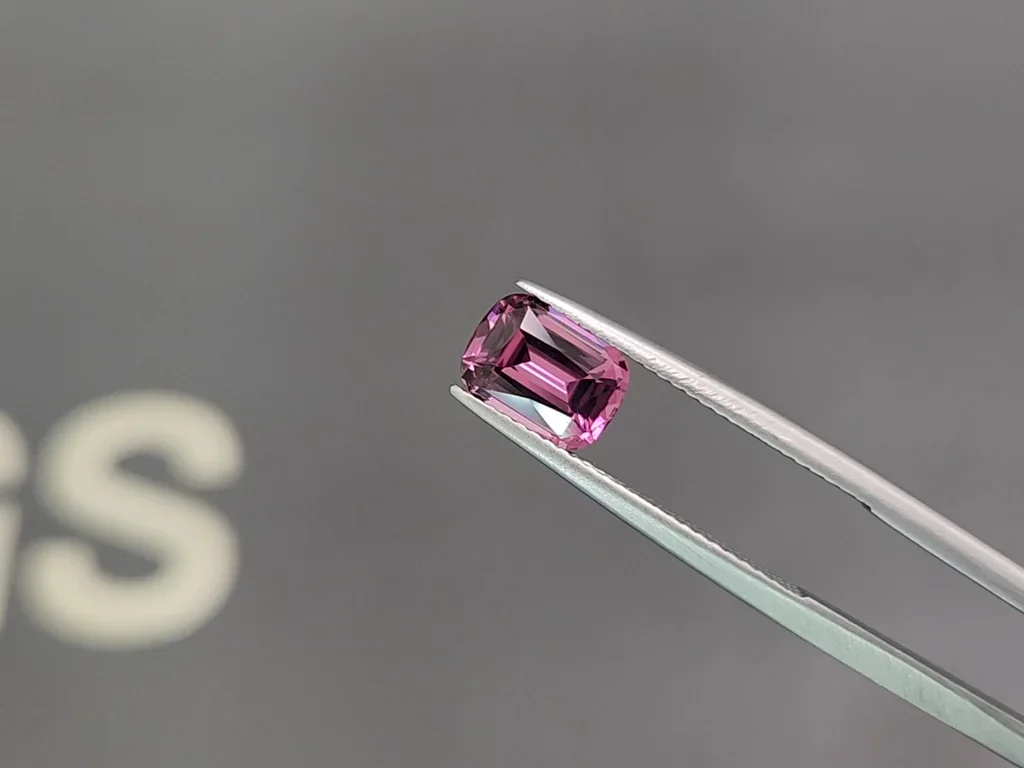 Set of rhodolite garnet cushion cut 4.43 carats, Tanzania Image №3