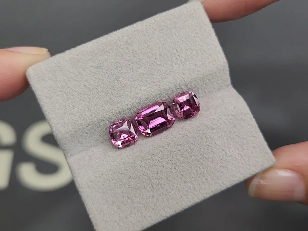 Set of rhodolite garnet cushion cut 4.43 carats, Tanzania Image №5