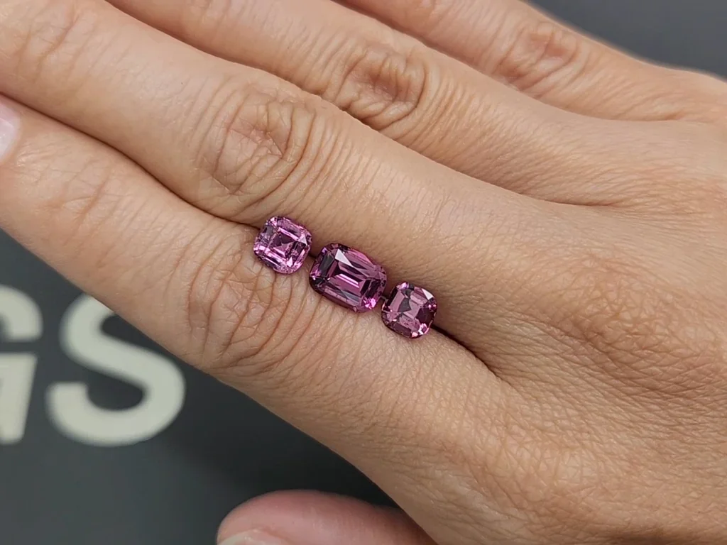 Set of rhodolite garnet cushion cut 4.43 carats, Tanzania Image №2