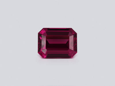 Garnet rhodolite octagon cut 3.86 carats, Africa photo