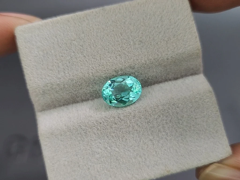 Neon Paraiba tourmaline oval cut 1.90 carats, Mozambique Image №4