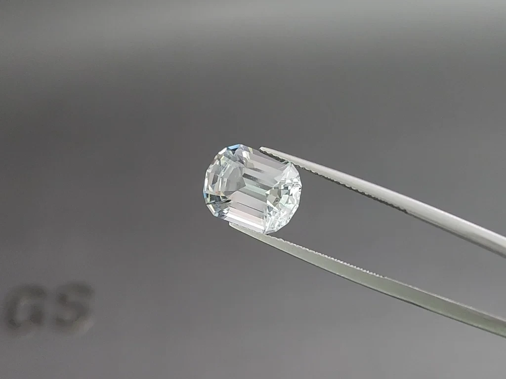 Aquamarine cushion cut 5.61 carats, Madagascar  Image №3