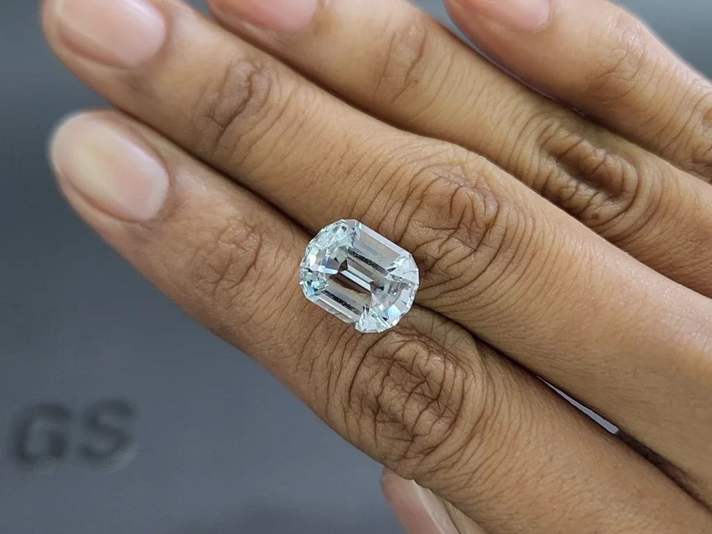 Aquamarine cushion cut 5.61 carats, Madagascar  Image №2