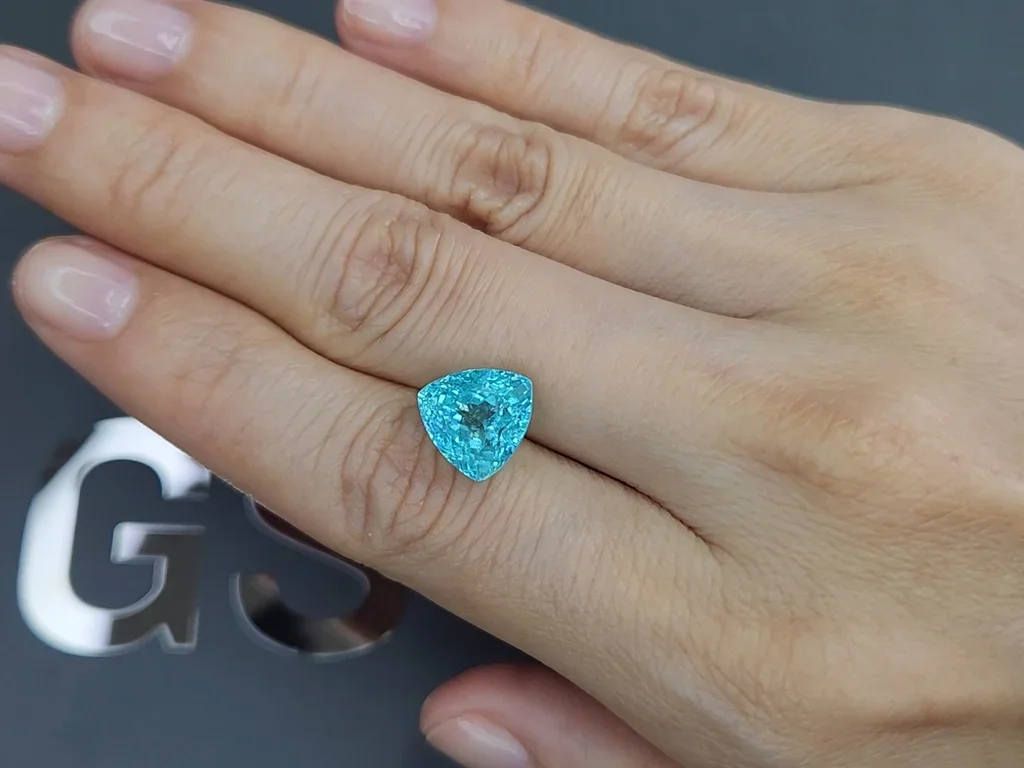 Trillion-cut neon blue Paraiba tourmaline 5.20 carats, Mozambique Image №2
