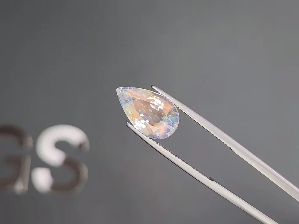 Moonstone pear cut 5.06 carats, Madagascar Image №3