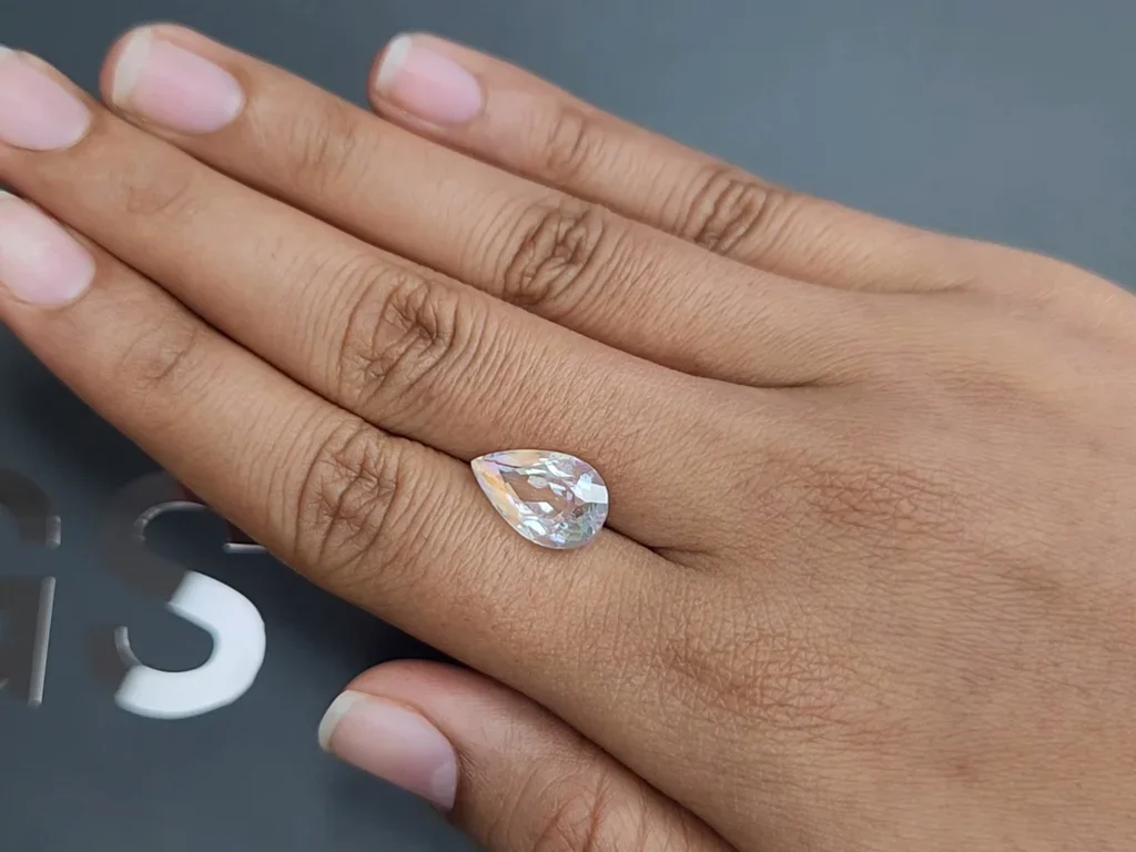 Moonstone pear cut 5.06 carats, Madagascar Image №2