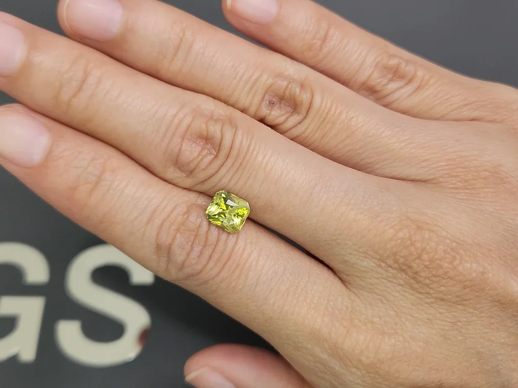 Chrysoberyl in radiant cut 1.72 carats, Sri Lanka Image №2