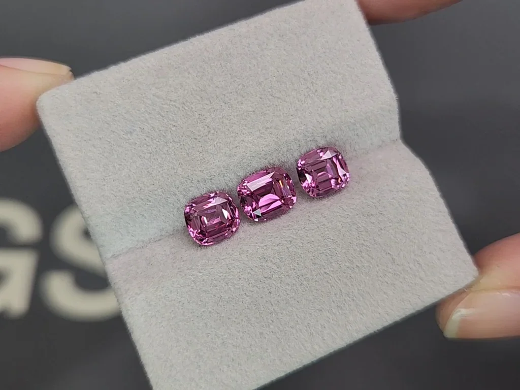 Set of rhodolite garnets in cushion cut 3.89 carats, Tanzania Image №5