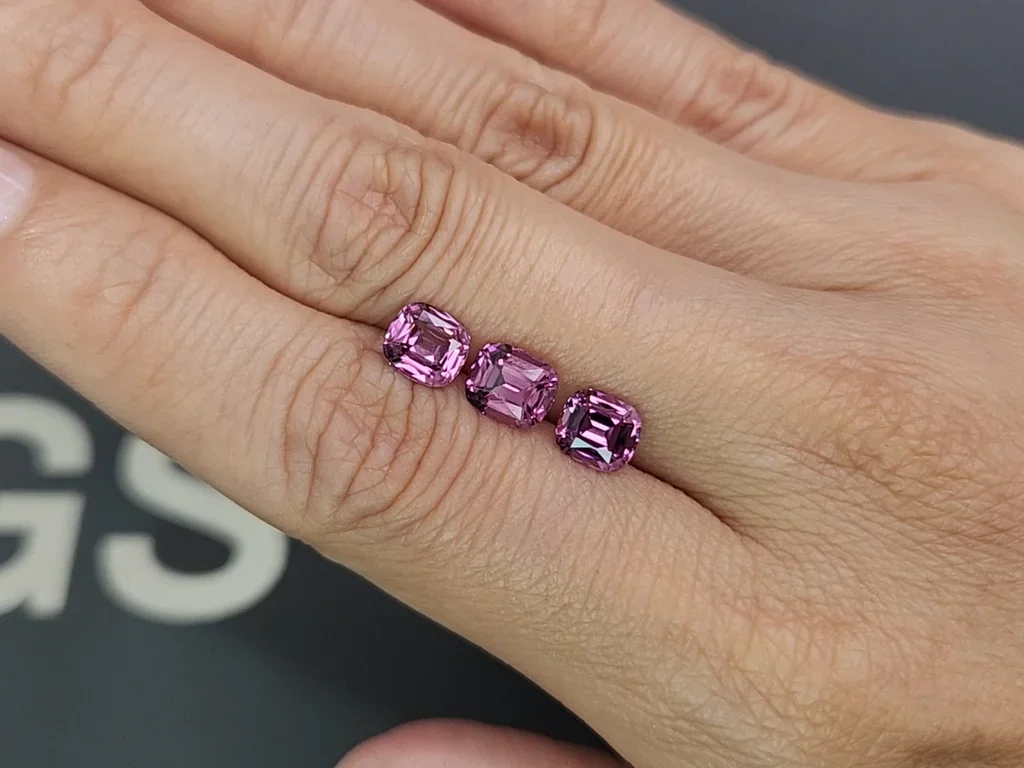 Set of rhodolite garnets in cushion cut 3.89 carats, Tanzania Image №2