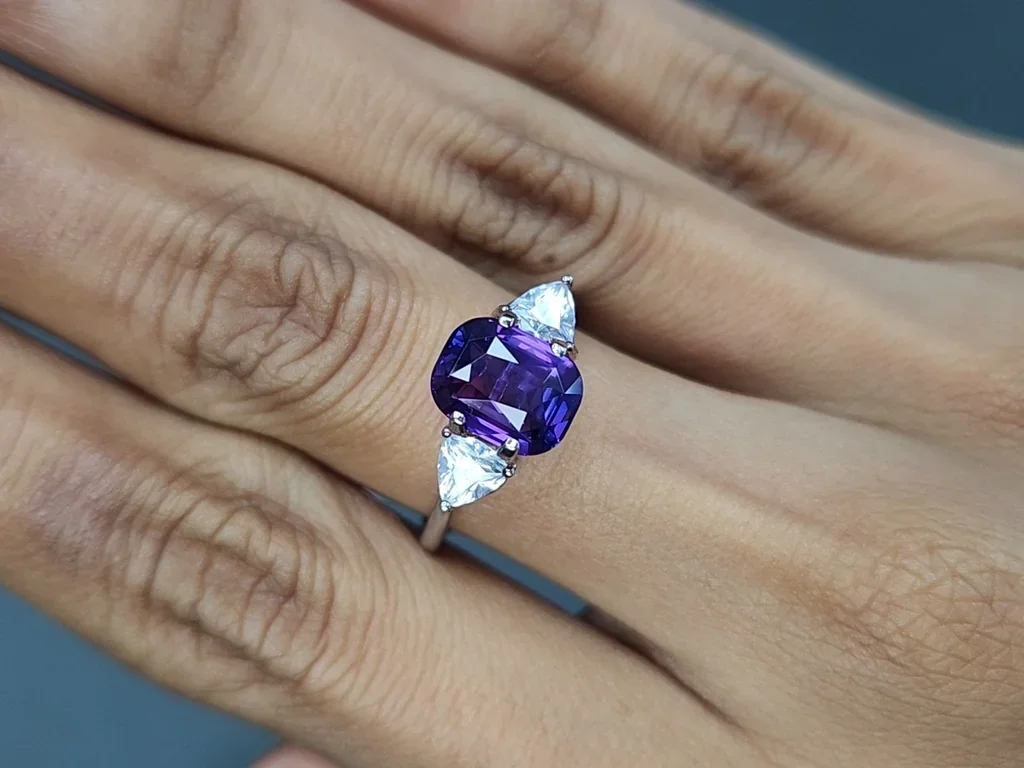 Unheated purple sapphire cushion cut 3.06 carats, Sri Lanka Image №5