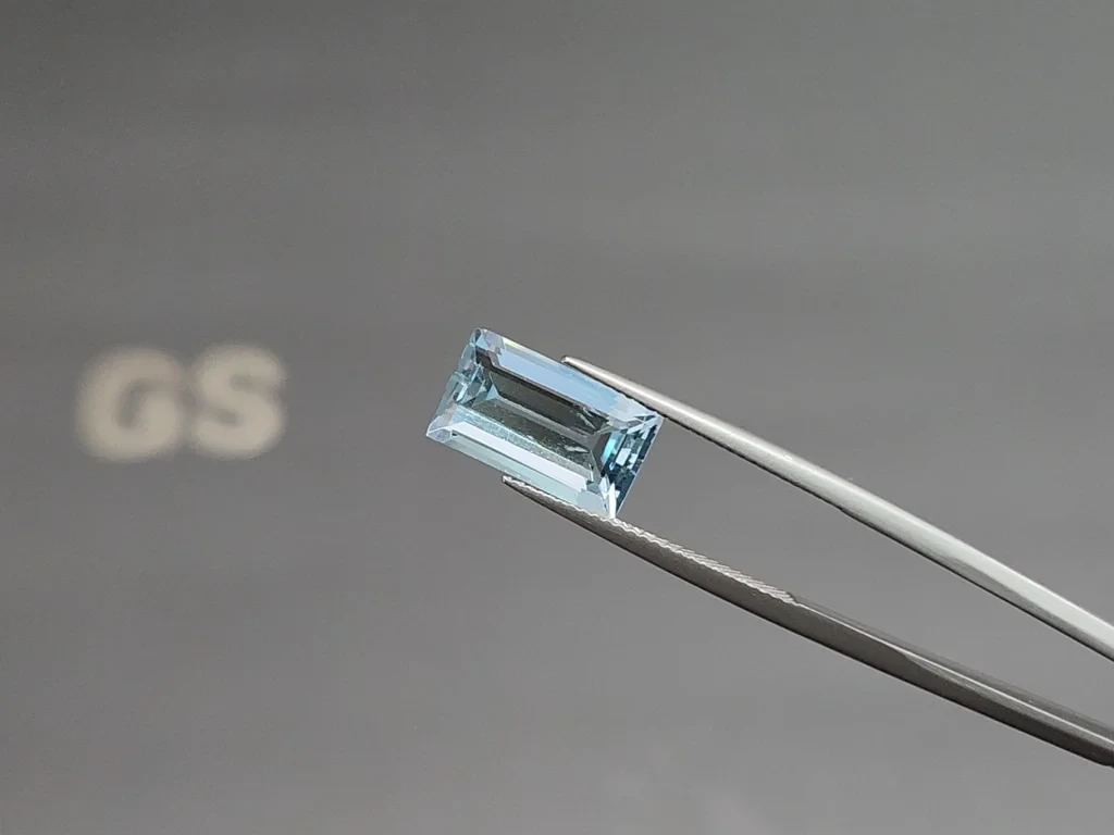 Aquamarine baguette cut 4.29 carats, Madagascar  Image №3