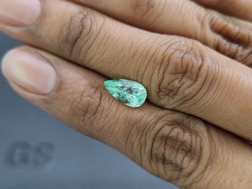 Paraiba tourmaline pear cut 1.65 carats, Mozambique Image №2