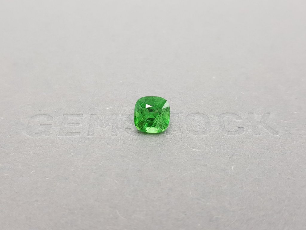 Bright green cushion cut tsavorite garnet 2.13 ct Image №1