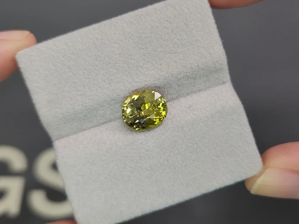 Chrysoberyl oval cut 3.67 carats, Sri Lanka   Image №4