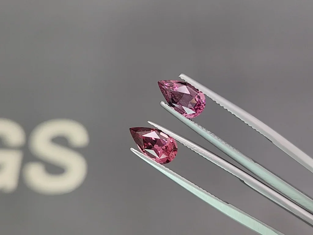 Set of rhodolite garnets in pear cut 4.77 carats, Tanzania Image №4
