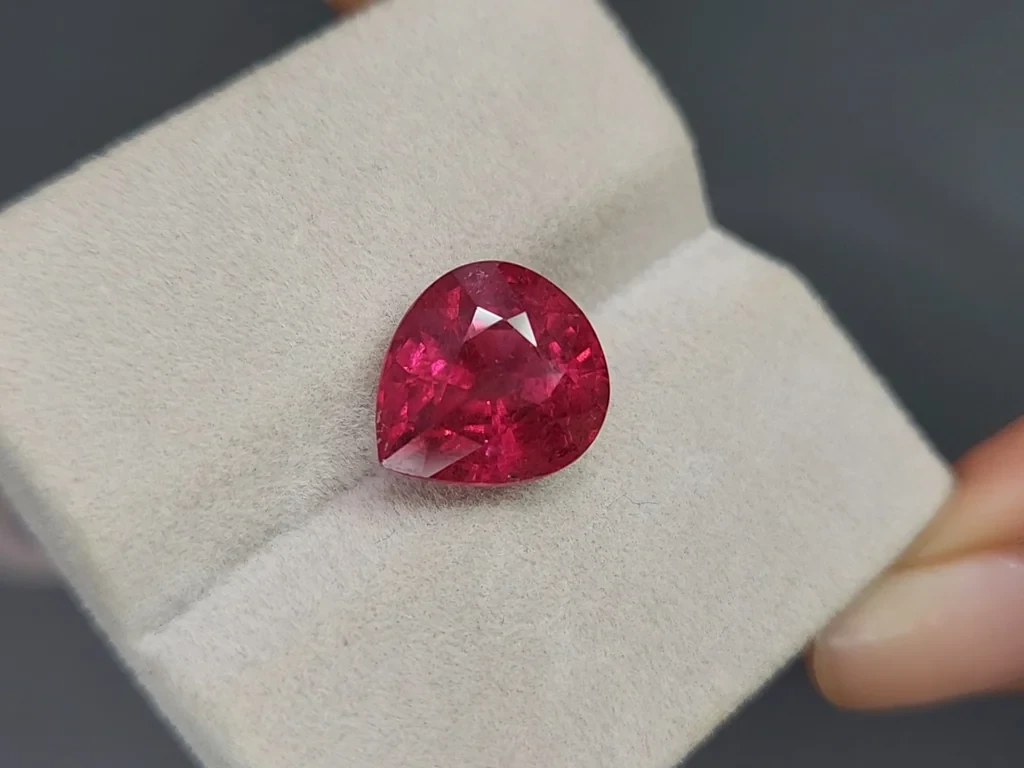 Tourmaline rubellite pear cut 7.31 carats, África Image №4