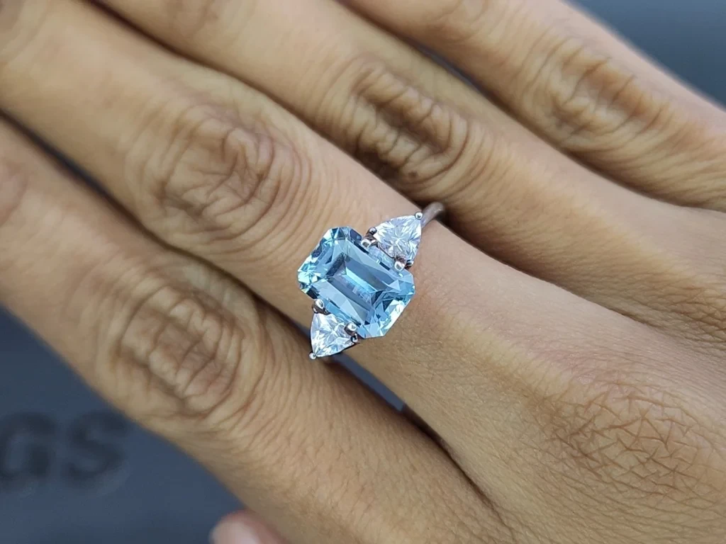 Aquamarine octagon cut  2.45 carats, Madagascar  Image №5