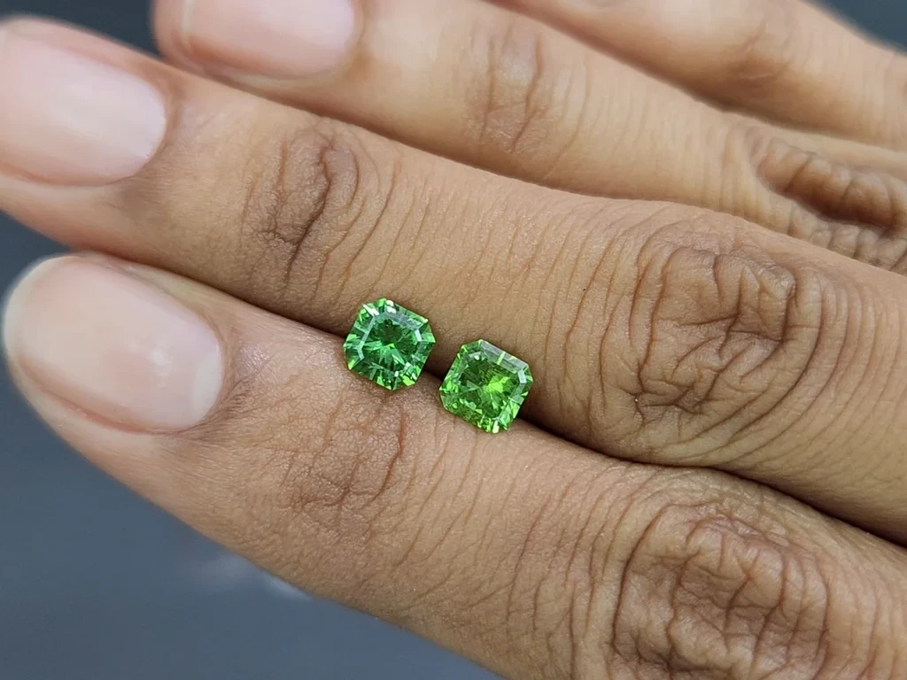 Pair of tsavorites radiant cut 1.43 carats, Madagascar Image №2