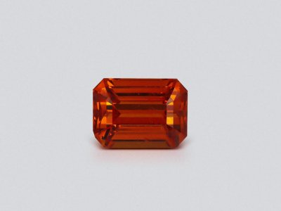 Octagon cut spessartine garnet 6.18 carats, Africa photo