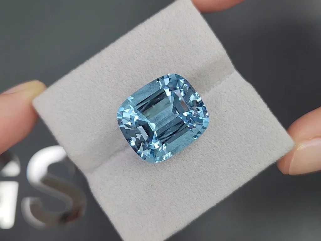 Large Cushion cut aquamarine 19.78 carats, Madagascar Image №4